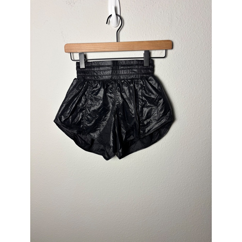 Lululemon Hotty Hot High-Rise Lined Short 4" Matte Sheen Black Size 0